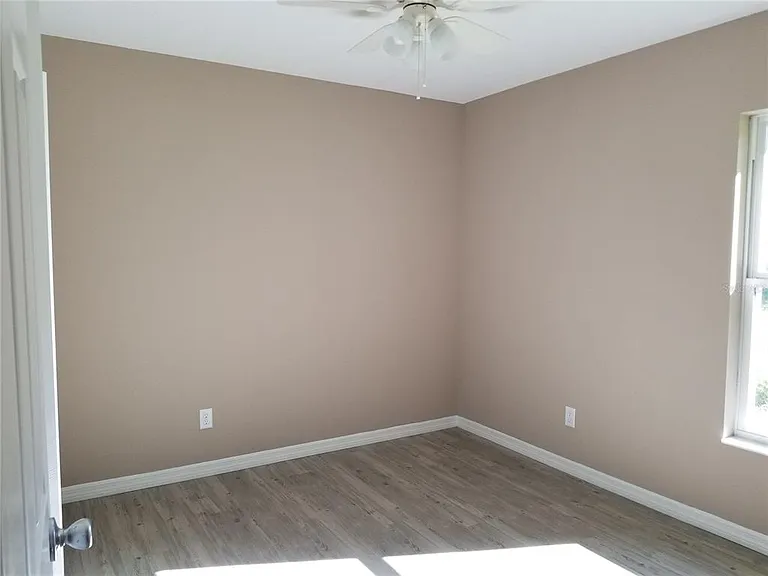 326 Clark St — Photo 20