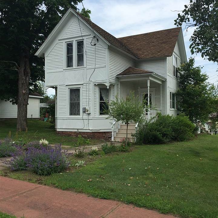 1st image of 1 Madrid Ave