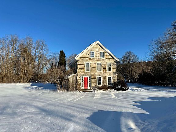 2nd image of 526 River Road