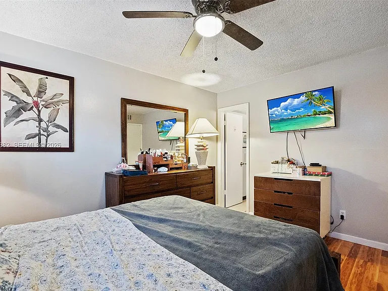 10053 Winding Lake Rd #101 — Photo 16