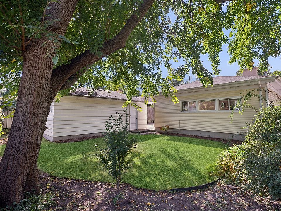 2nd image of 107 Parkview Rd