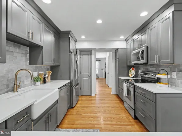 6154 Wellington Commons Dr, Alexandria, VA 22310