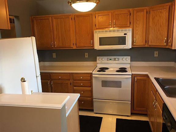 5th image of 1286 Trenton Ct