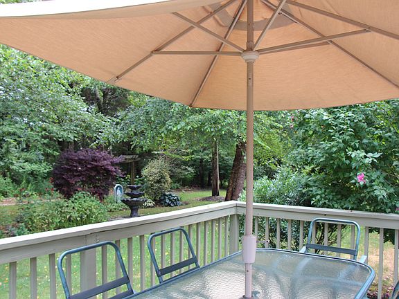 5th image of 43 Pinehurst Dr