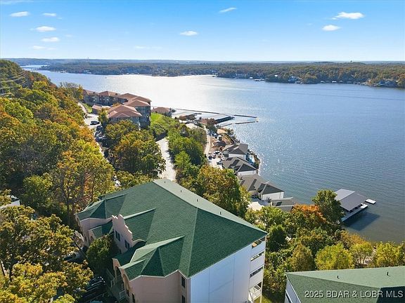 2nd image of 56 Emerald Bay Dr #3D