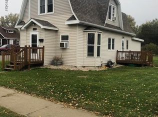 448 1st Ave E, Dickinson, ND 58601