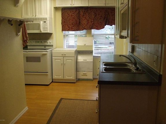 2nd image of 162 North St