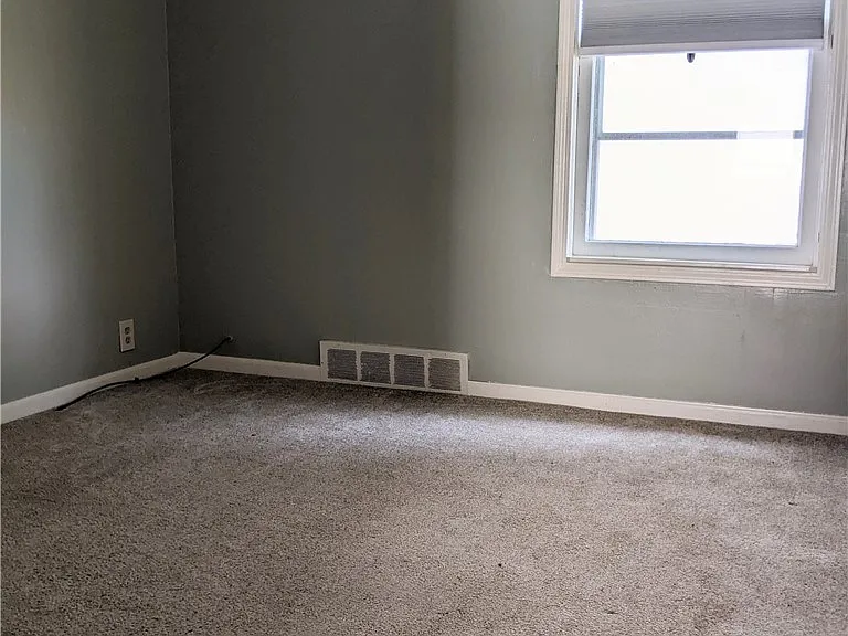552 Potomac Ave #UPPER — Photo 21