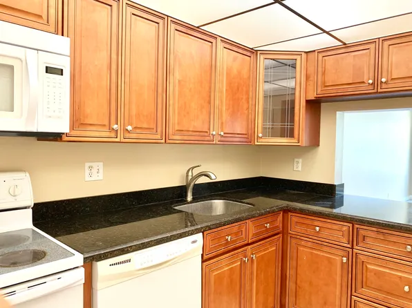 2312 S Cypress Bend Dr APT 209, Pompano Beach, FL 33069