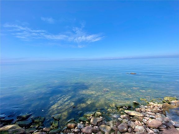 3rd image of 14789 Highview Rd