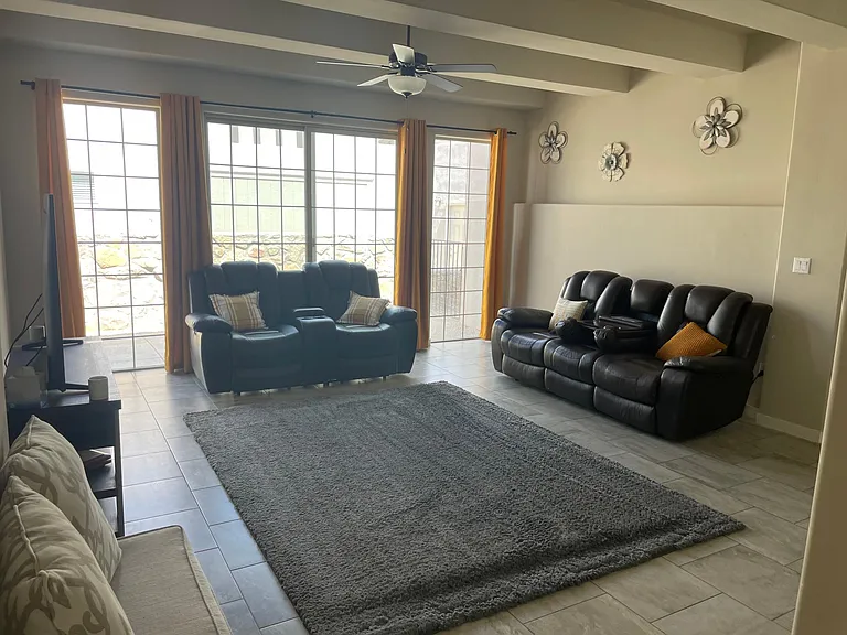 2543 Petaluma Ave — Photo 23