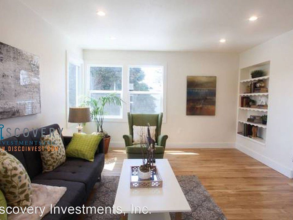 1st image of 350 Lafayette Ave #1