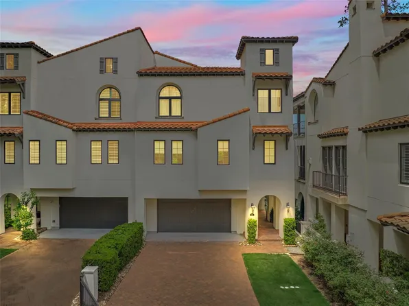 54 Secluded Trl, The Woodlands, TX 77380