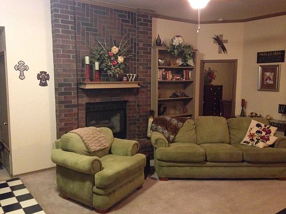 4th image of 6704 NW 130th St