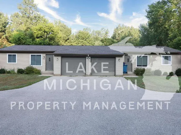 15543 144th Ave, Spring Lake, MI 49456