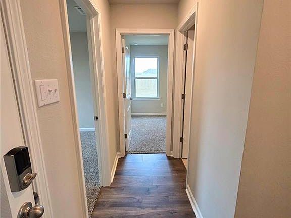 5th image of 8024 Olde Town Ct