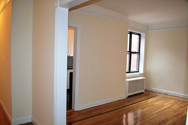 Rented by Corcoran | media 18