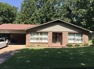 408 College St, Kenton, TN 38330