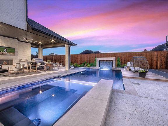 3rd image of 10267 Blackenhurst Ln