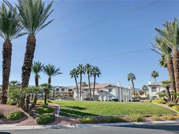 8201 Midnight Star Ct, Las Vegas, NV 89145
