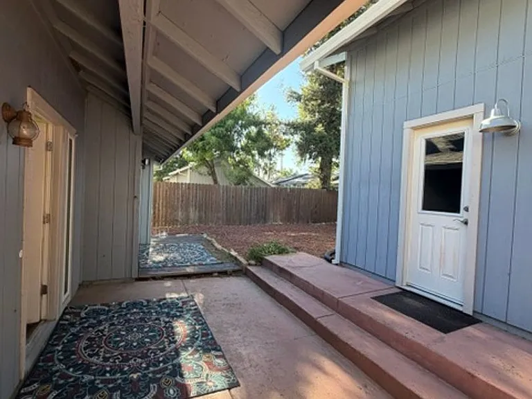 7821 Magnolia Ave — Photo 24