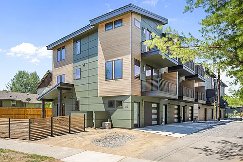 315 NW Riverside Blvd #1 Photo 1