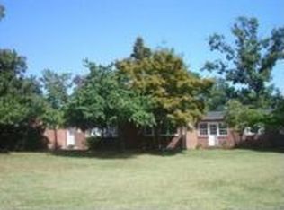 811 Oakwood Rd, Glen Burnie, MD 21061