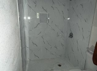 1077 Madison Ave, Daytona Beach, FL 32114