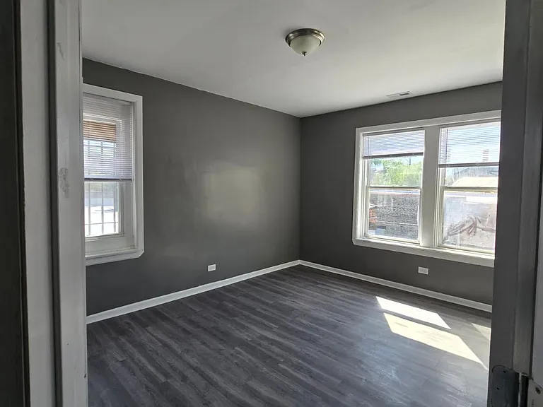 346 N Laramie Ave #2S — Photo 18