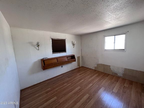 4th image of 4065 E UNIVERSITY Drive #166
