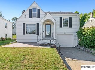 2505 Sharon Dr, Omaha, NE 68112