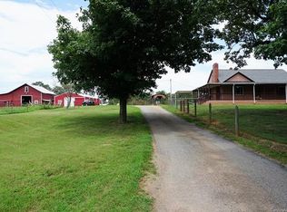 175 Chief Thomas Rd, Harmony, NC 28634