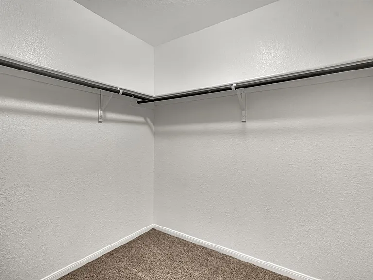 12304 Jamie Dr — Photo 17