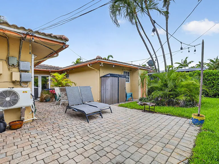 3207 Marine Dr #C — Photo 23