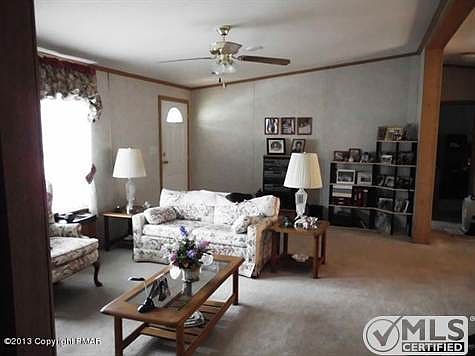 Living Room (2)