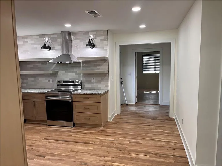1511 Belmont Ave SW — Photo 10