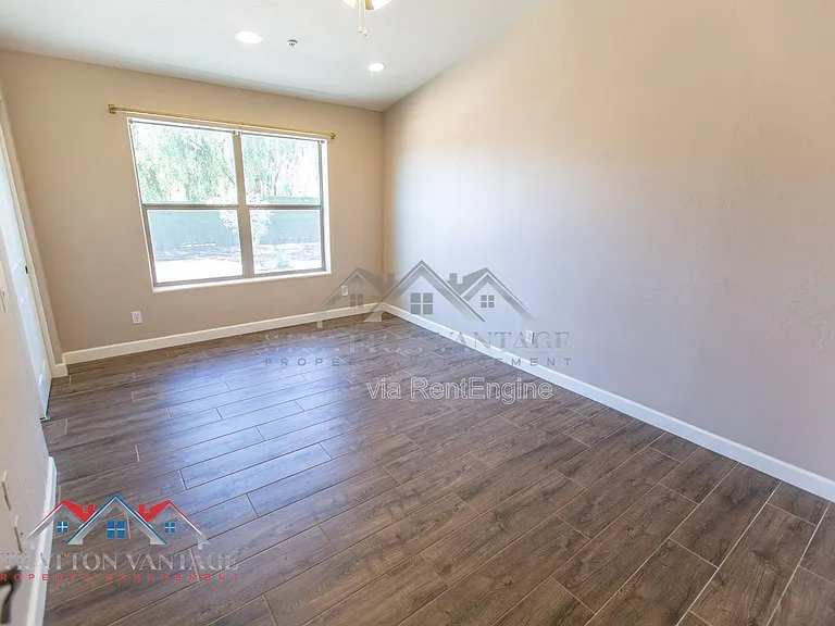 38414 N 12th St — Photo 42