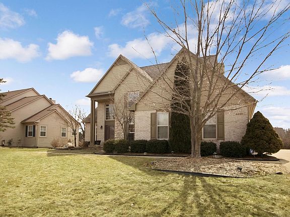 5th image of 4490 Lake Forest Dr W
