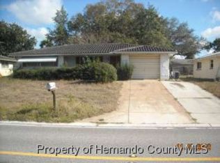 10330 Willow Dr, Port Richey, FL 34668