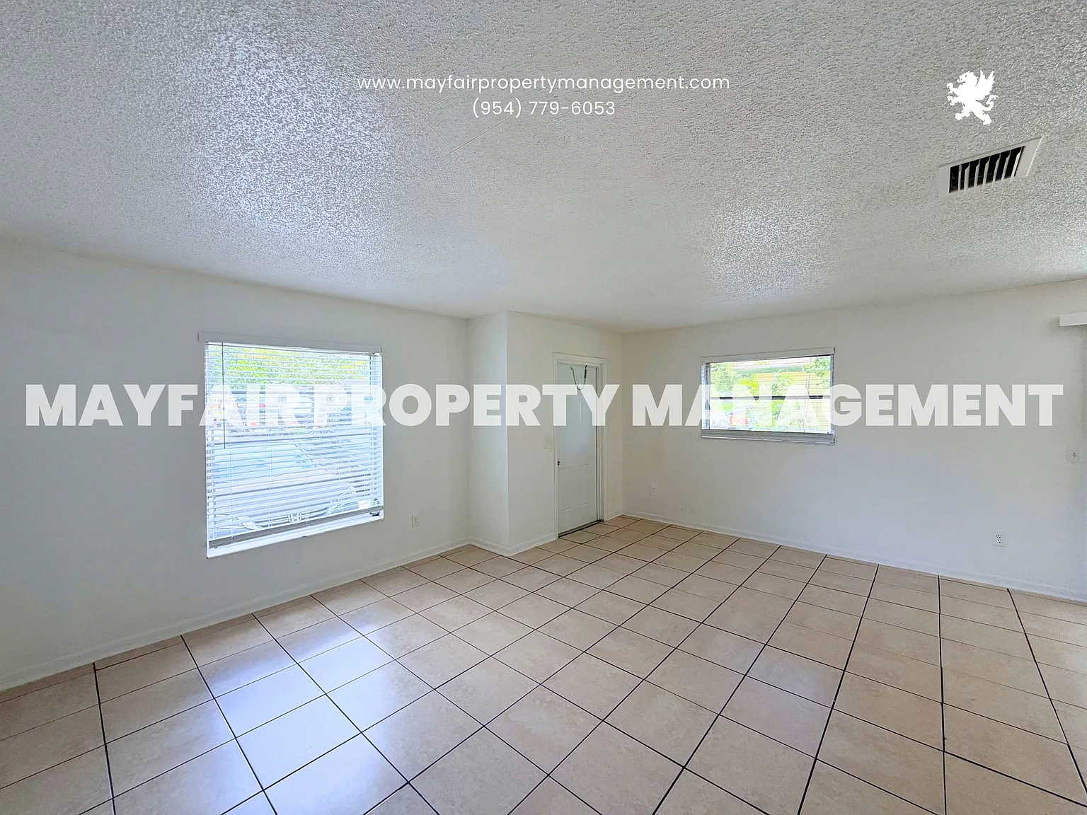 4800 Serafica Drive - 4808 — Photo 3