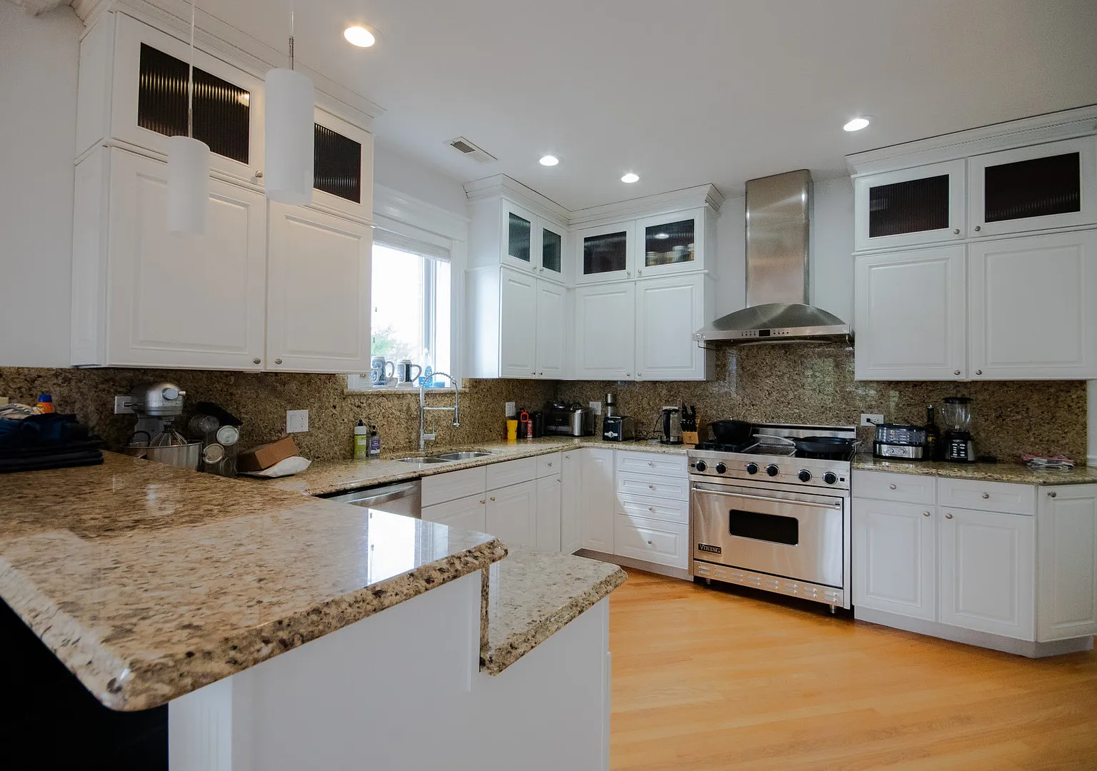 2 bed, 1650 sqft, $5,000 — Photo 4
