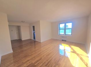 14202 84th Dr APT 5E, Jamaica, NY 11435