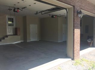 142 Gap Ln, Cumberland Gap, TN 37724