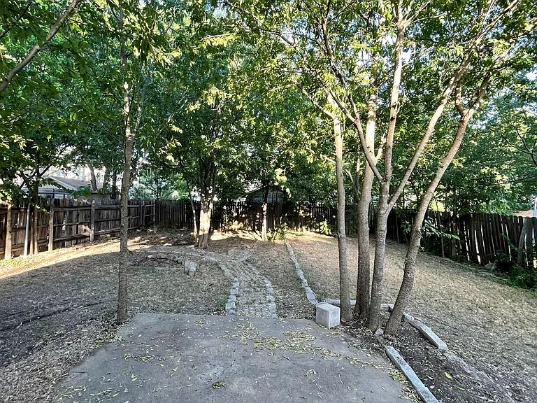 5409 Sunshine Dr — Photo 4