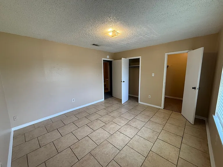 1658 Starboard Dr — Photo 1