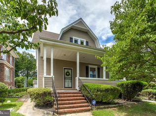 910 Walnut Ave, Baltimore, MD 21229