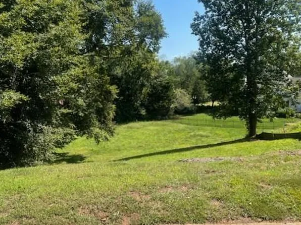 2808 Devonshire Ct #31, Gastonia, NC 28054