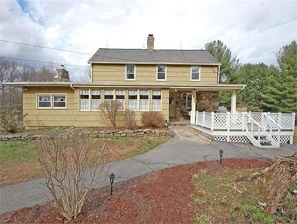 1st image of 63 Mallory Ln