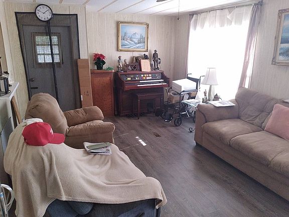 5th image of 314 Heritage Blvd