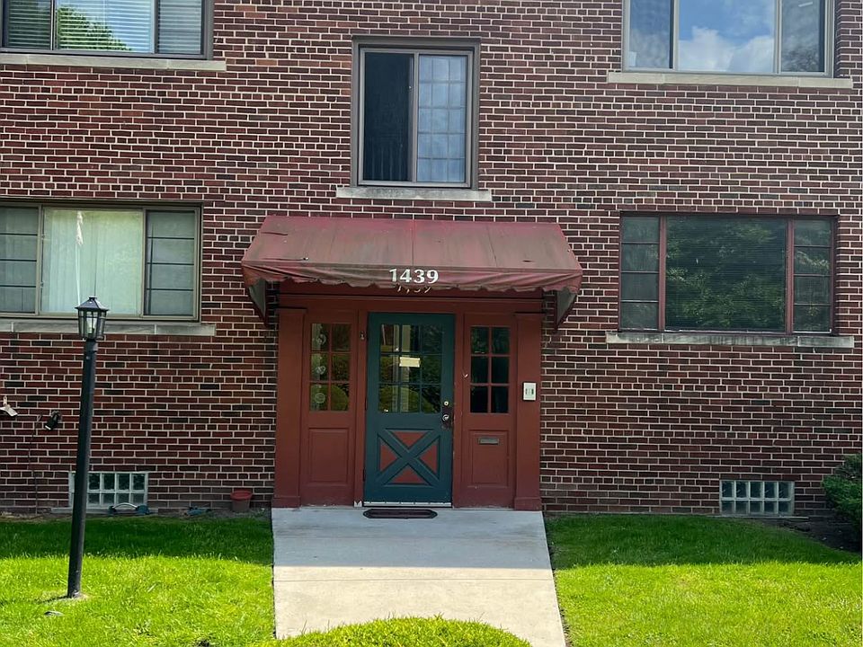 1st image of 1439 S Telegraph Rd APT 10